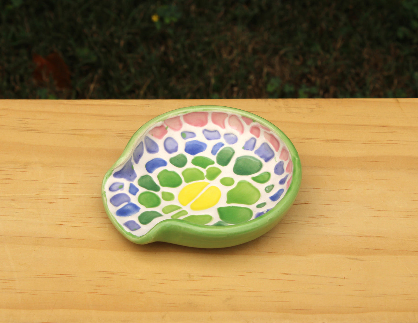 Slip Trailed Spoon Rest 12