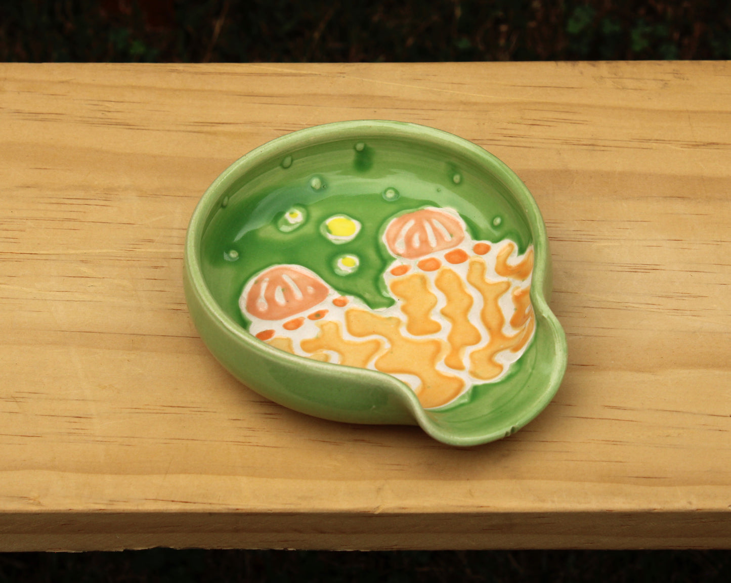 Slip Trailed Spoon Rest 13