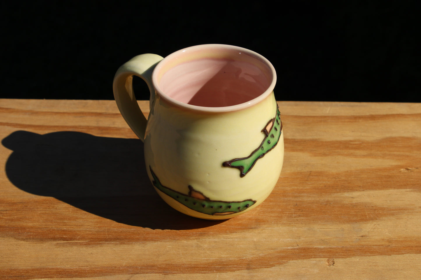 Slip Trailed Mug 64