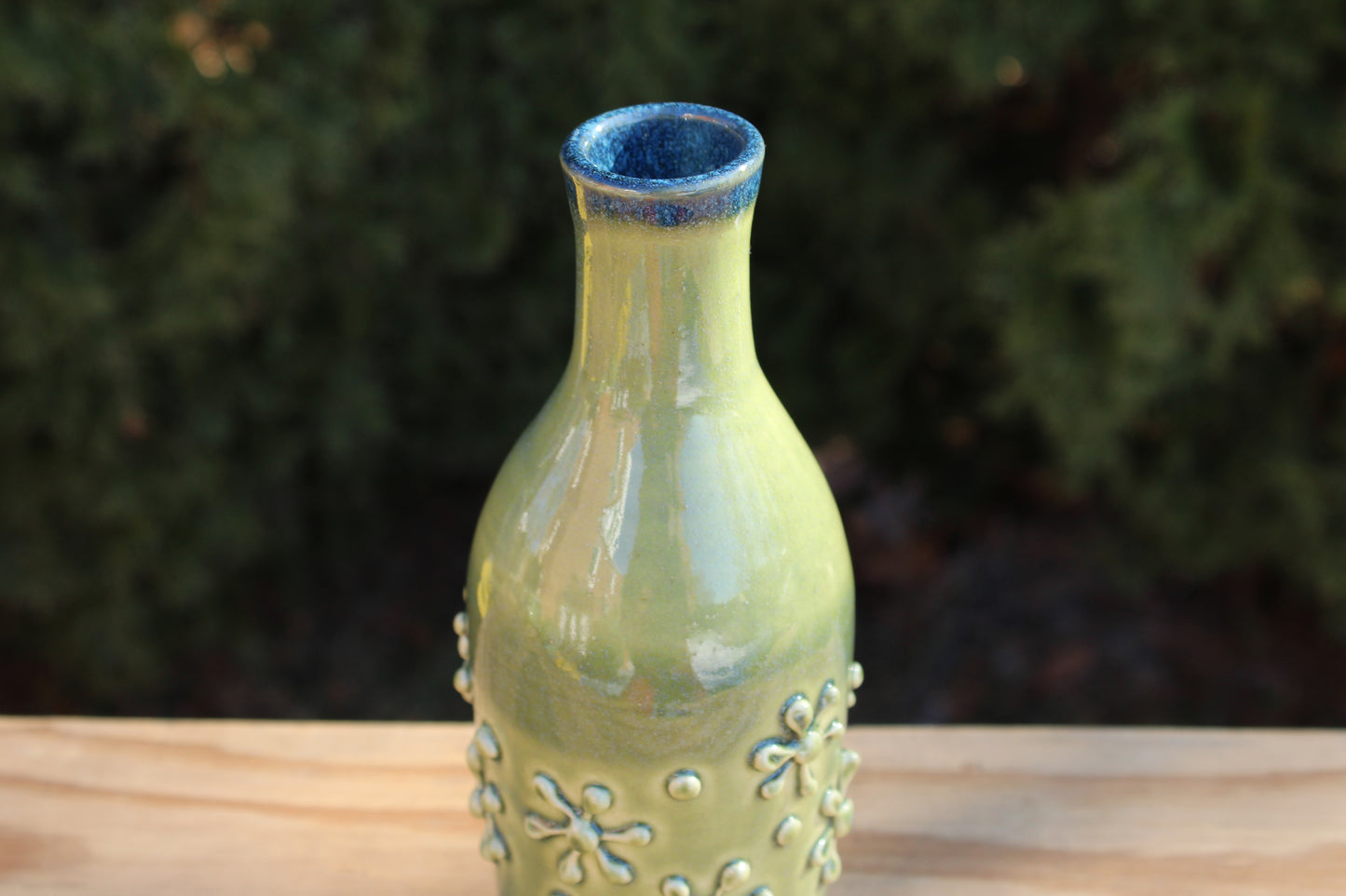 Slip-trailed Bottle 13