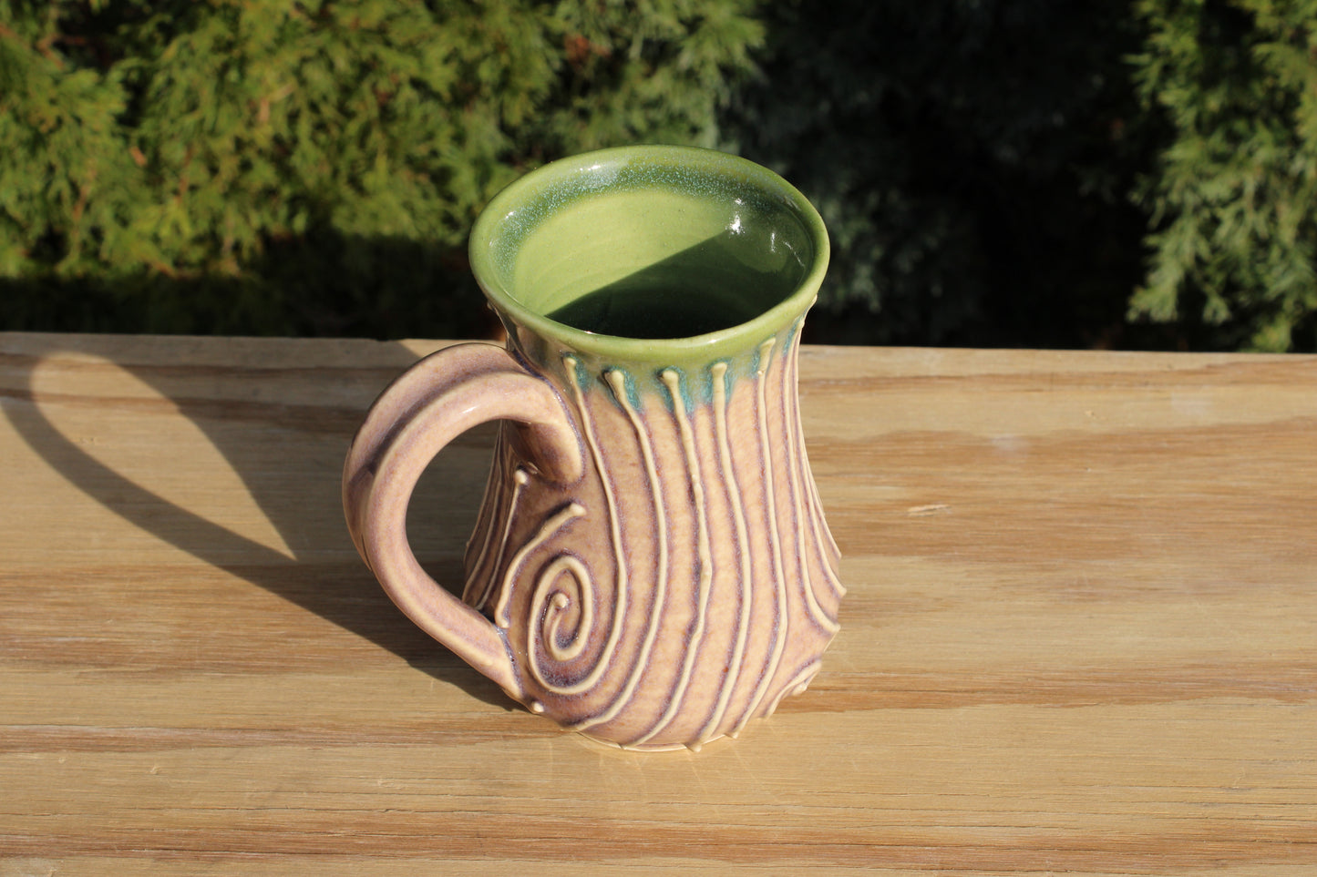 Slip Trailed Mug 119