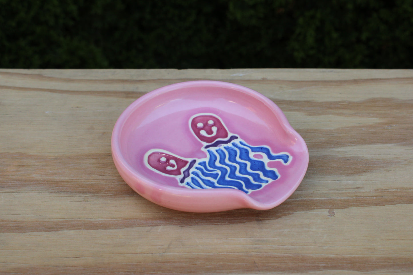 Slip Trailed Spoon Rest 48