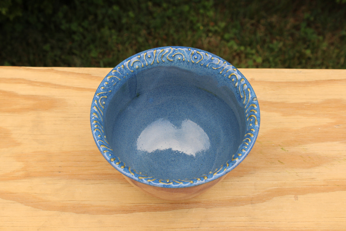 Porcelain Slip Trailed Bowl 34