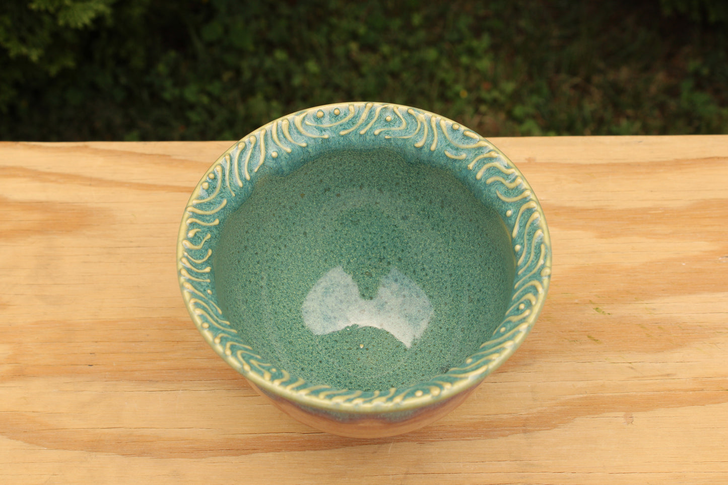 Porcelain Slip Trailed Bowl 25