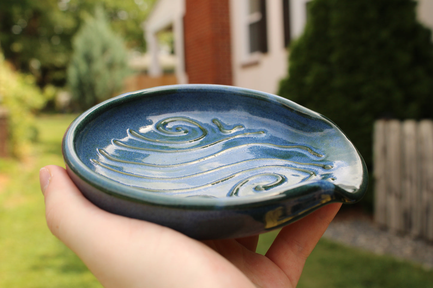 Slip Trailed Spoon Rest 62