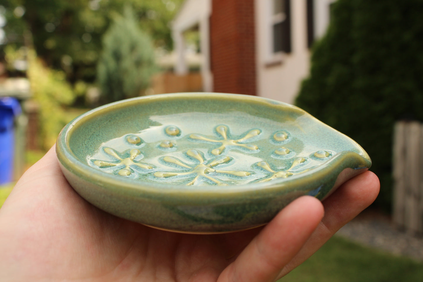 Slip Trailed Spoon Rest 57