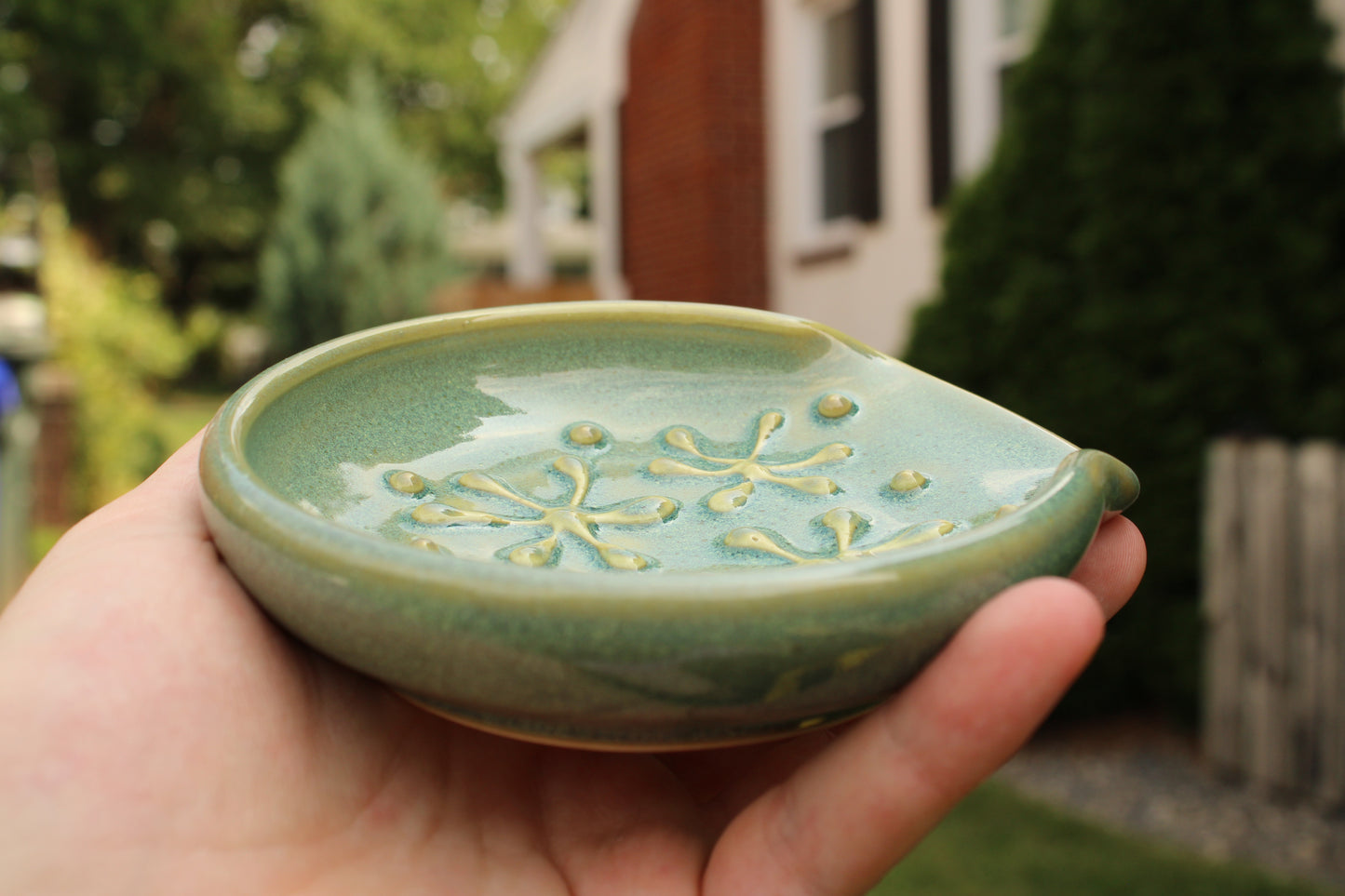 Slip Trailed Spoon Rest 58