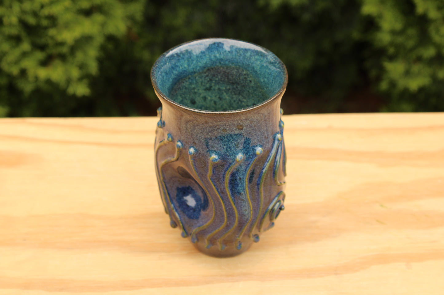 Thumb Cup 22