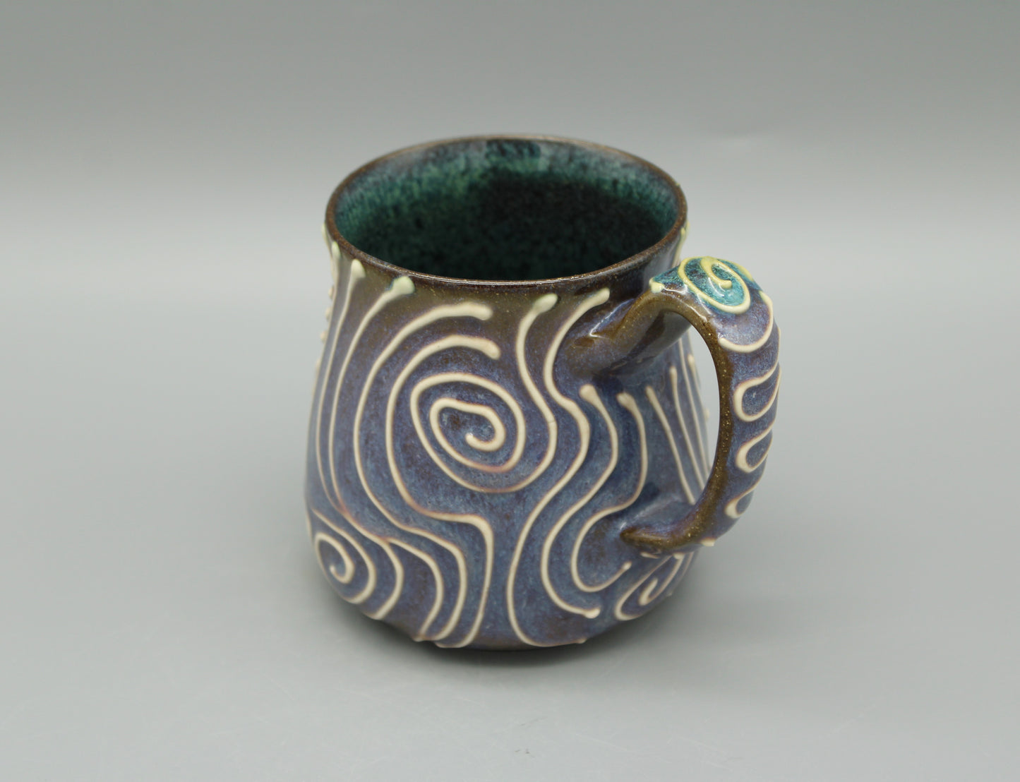 Slip Trailed Mug 13