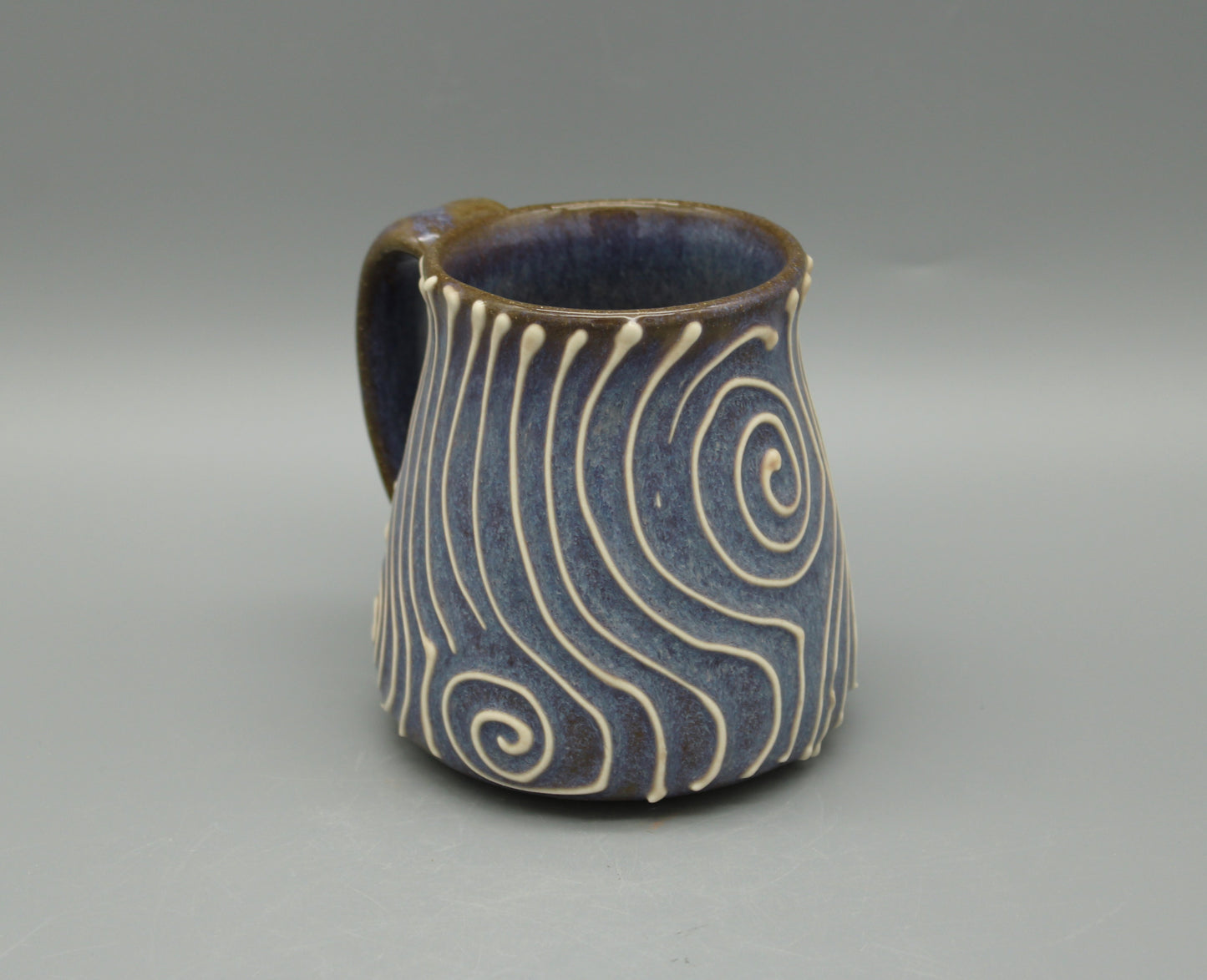 Slip Trailed Mug 10