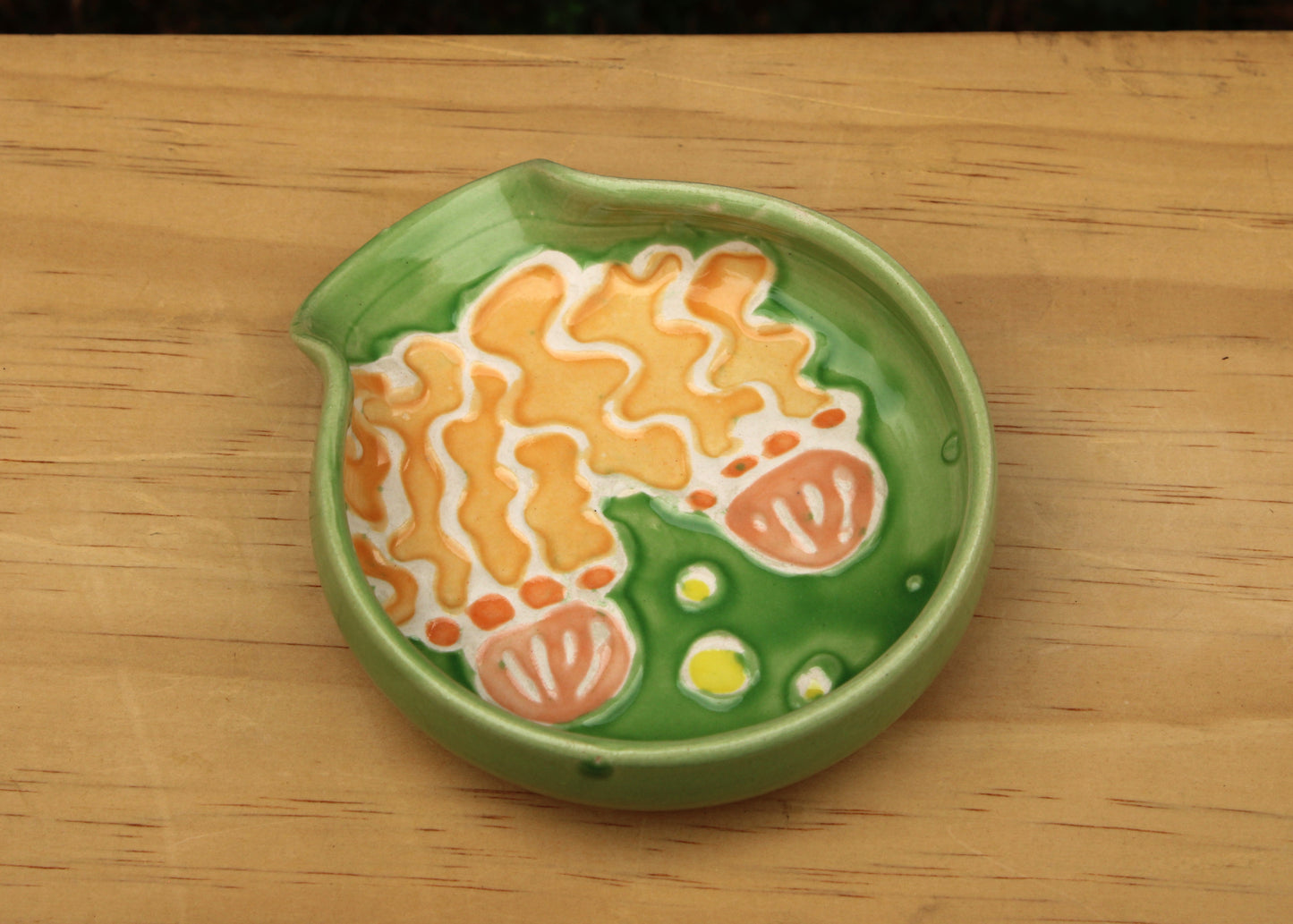 Slip Trailed Spoon Rest 13