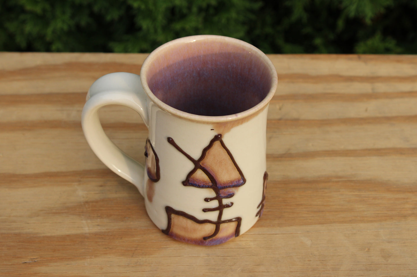 Slip Trailed Mug 60