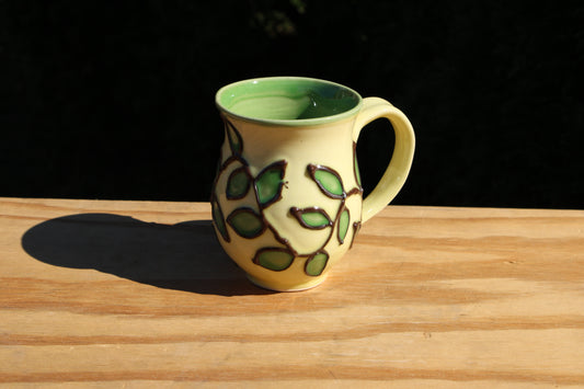Slip Trailed Mug 79
