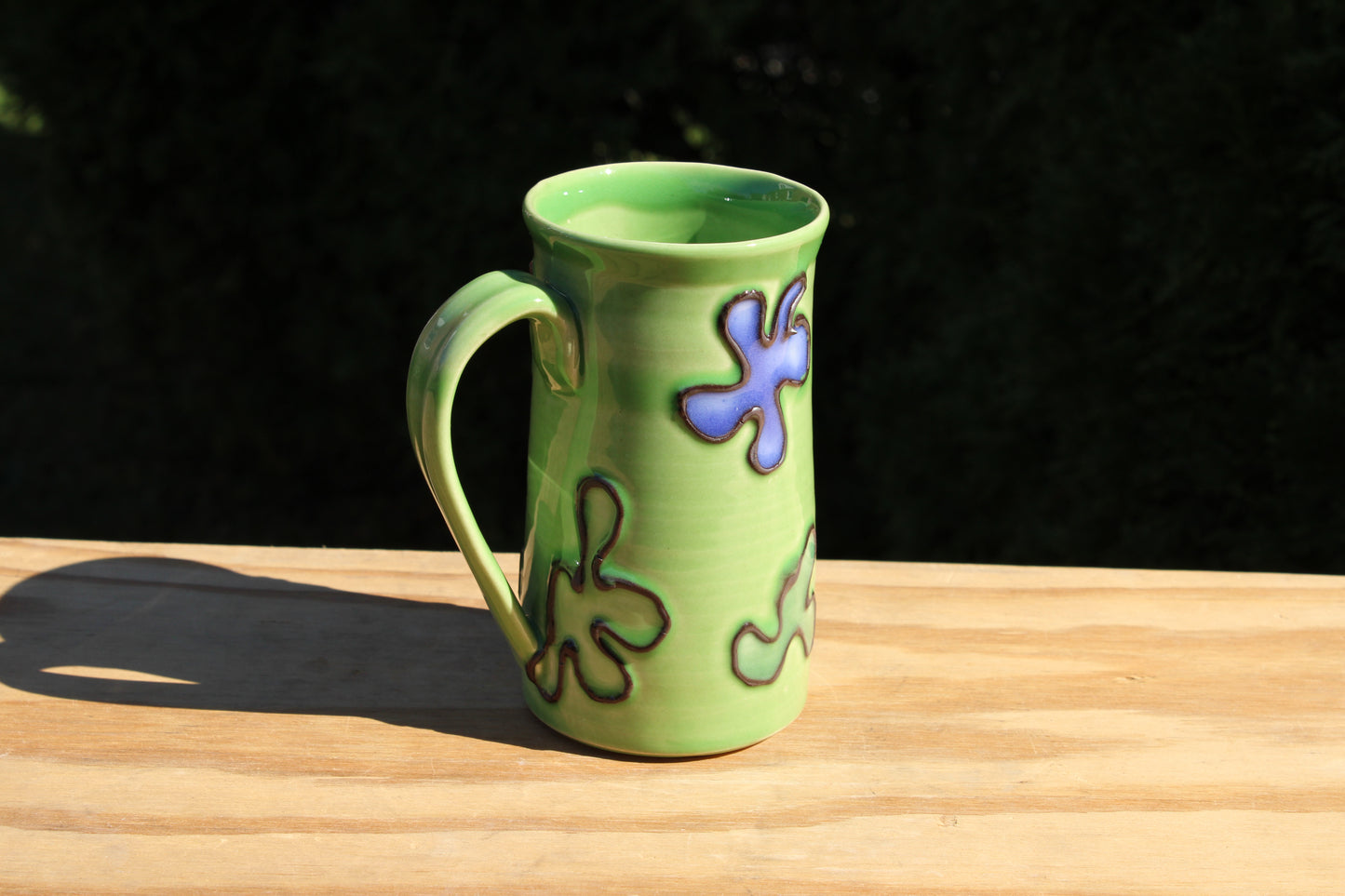 Slip Trailed Mug 75