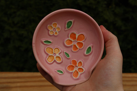 Slip Trailed Spoon Rest 30