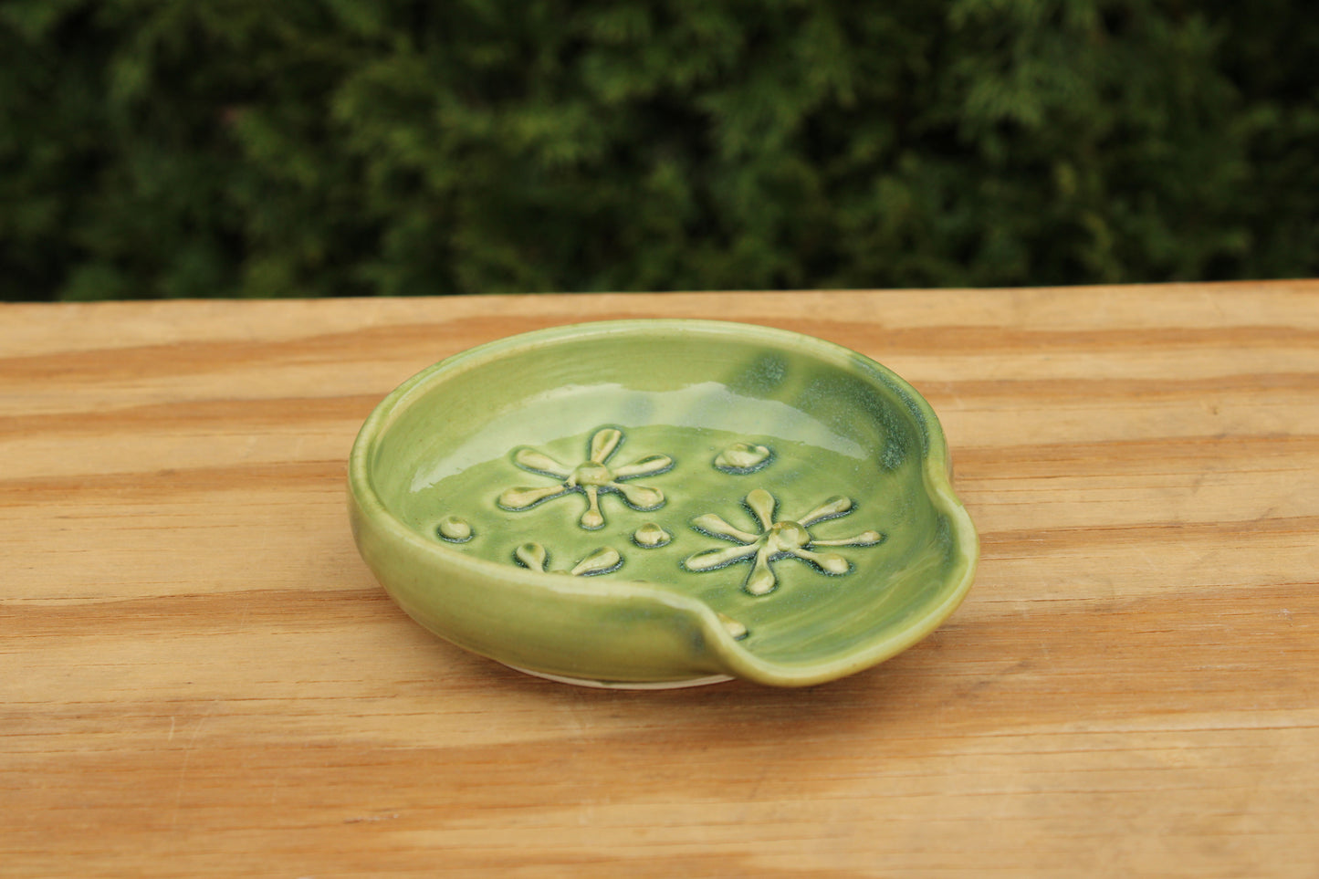 Slip Trailed Spoon Rest 35