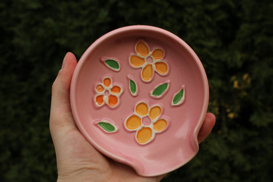 Slip Trailed Spoon Rest 24