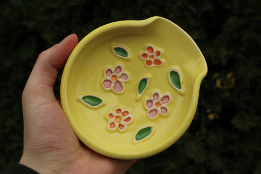 Slip Trailed Spoon Rest 23