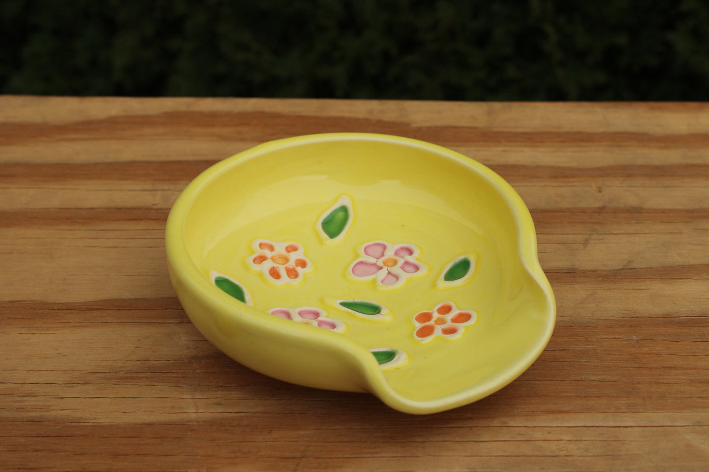 Slip Trailed Spoon Rest 23