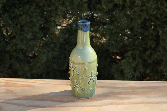 Slip-trailed Bottle 15