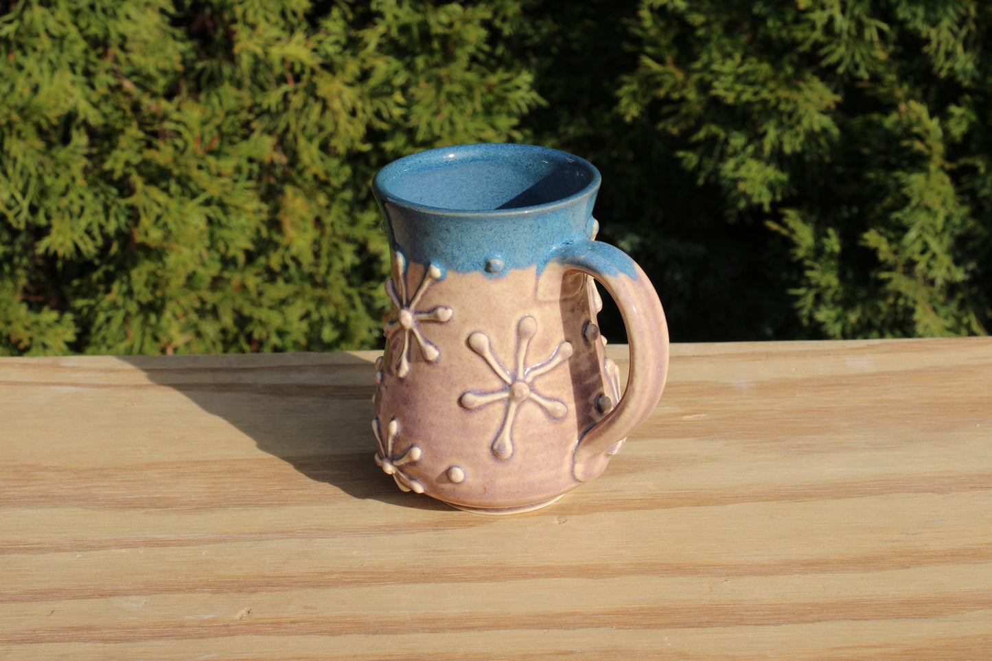 Slip Trailed Mug 124