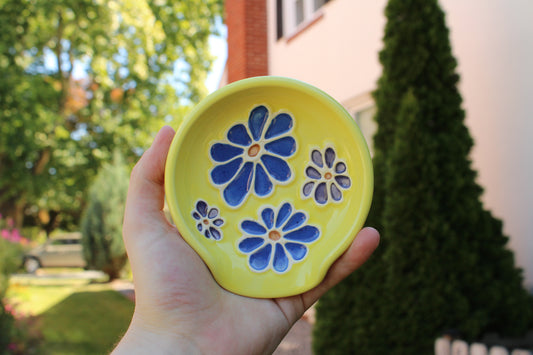 Slip Trailed Spoon Rest 45