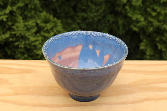 Porcelain Slip Trailed Bowl 38