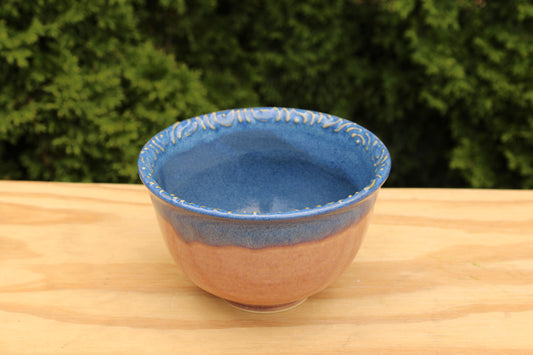 Porcelain Slip Trailed Bowl 35