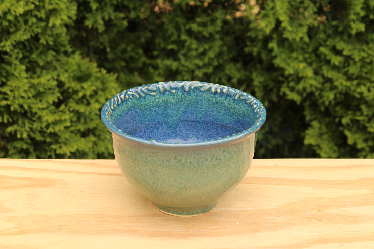 Porcelain Slip Trailed Bowl 32