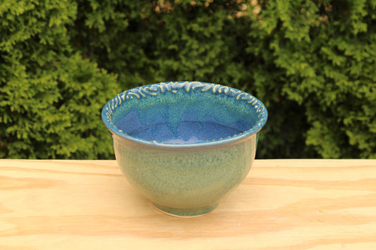 Porcelain Slip Trailed Bowl 32