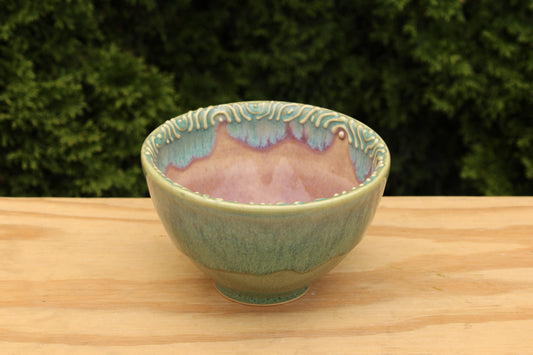 Porcelain Slip Trailed Bowl 21