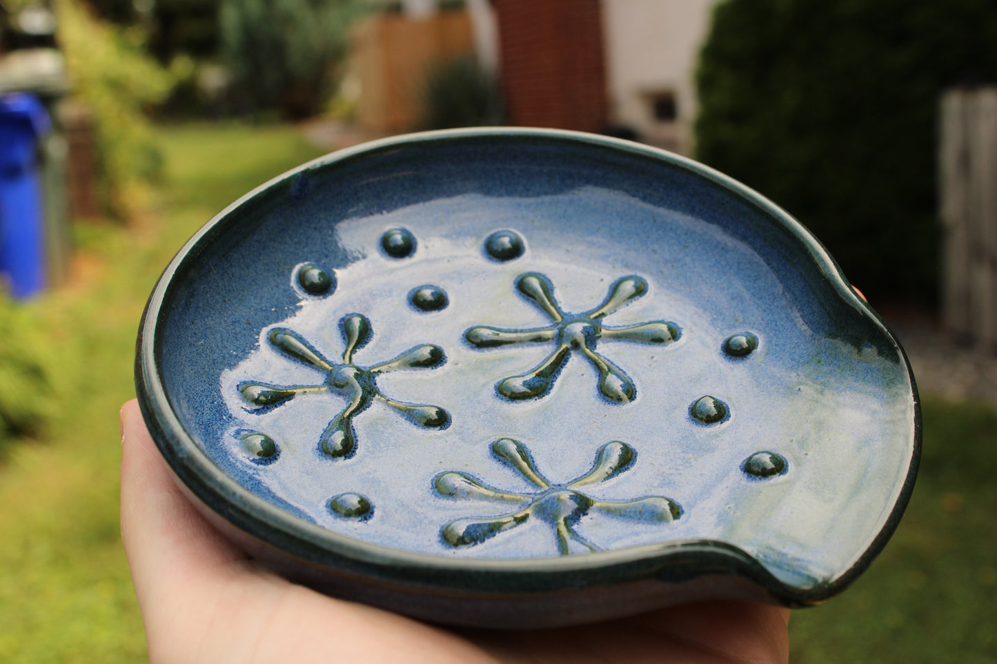 Slip Trailed Spoon Rest 66