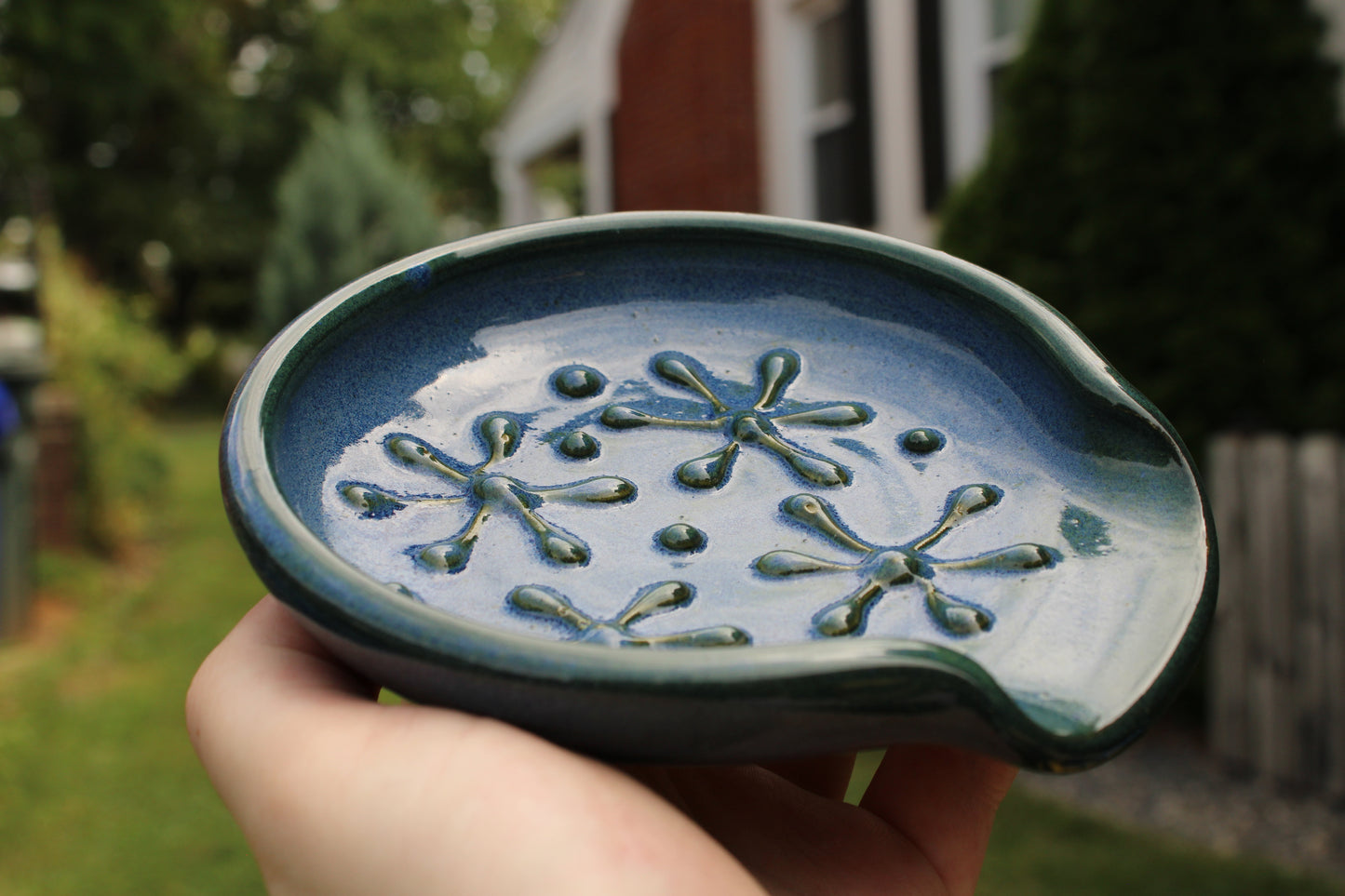 Slip Trailed Spoon Rest 65