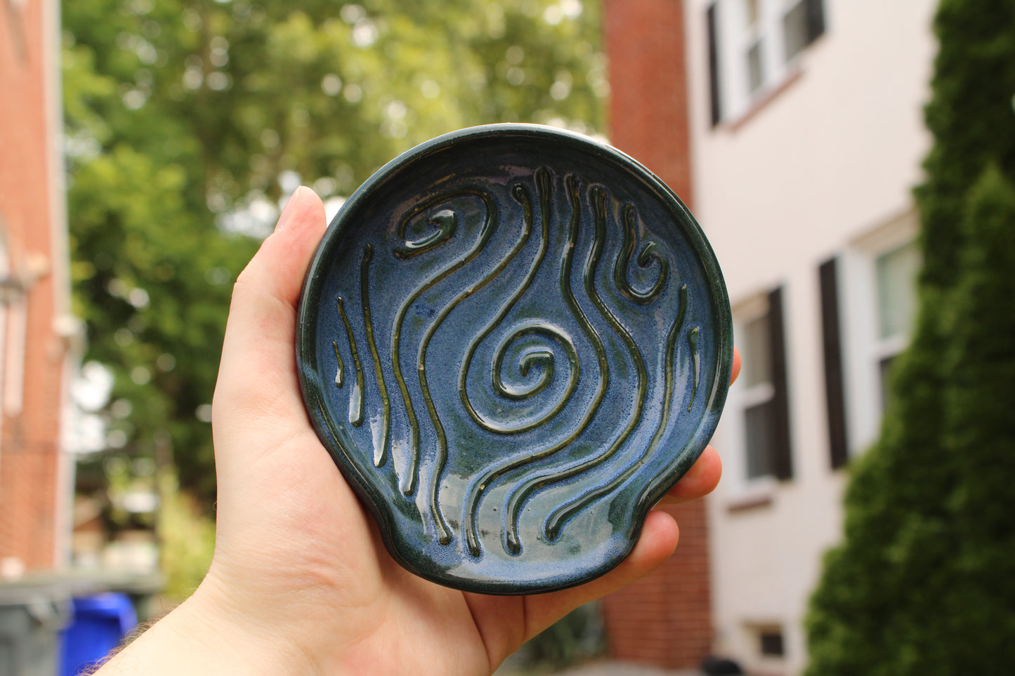 Slip Trailed Spoon Rest 60