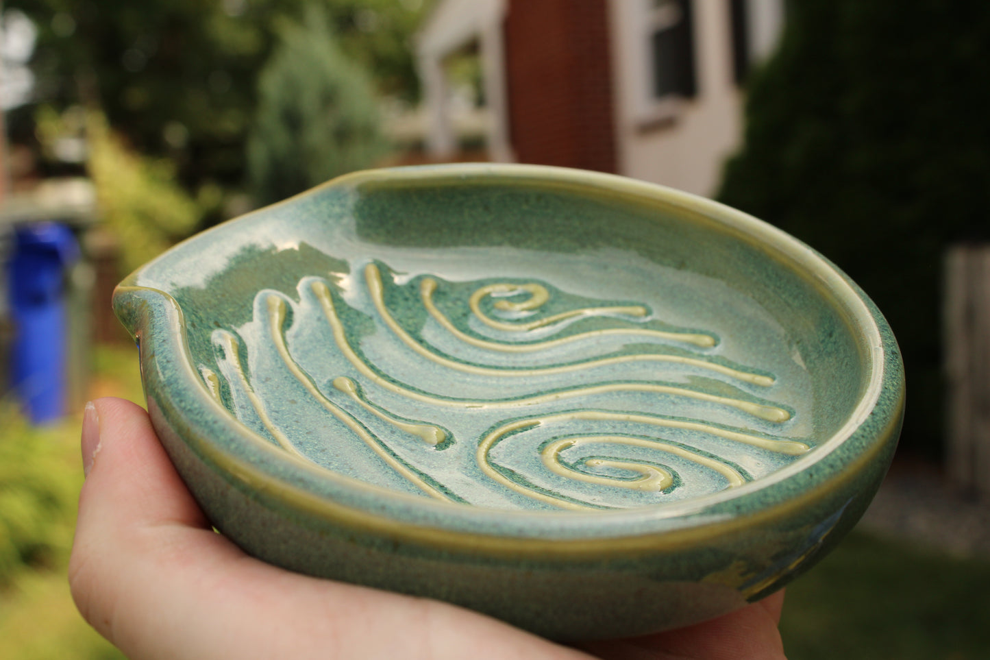 Slip Trailed Spoon Rest 56
