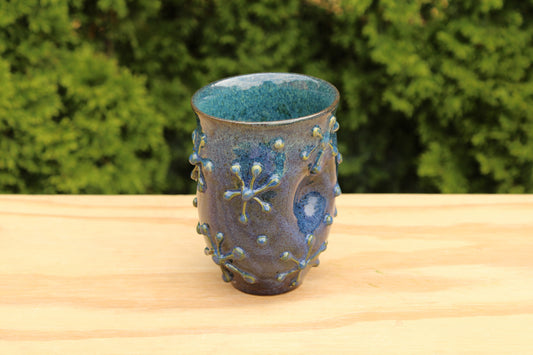 Thumb Cup 16