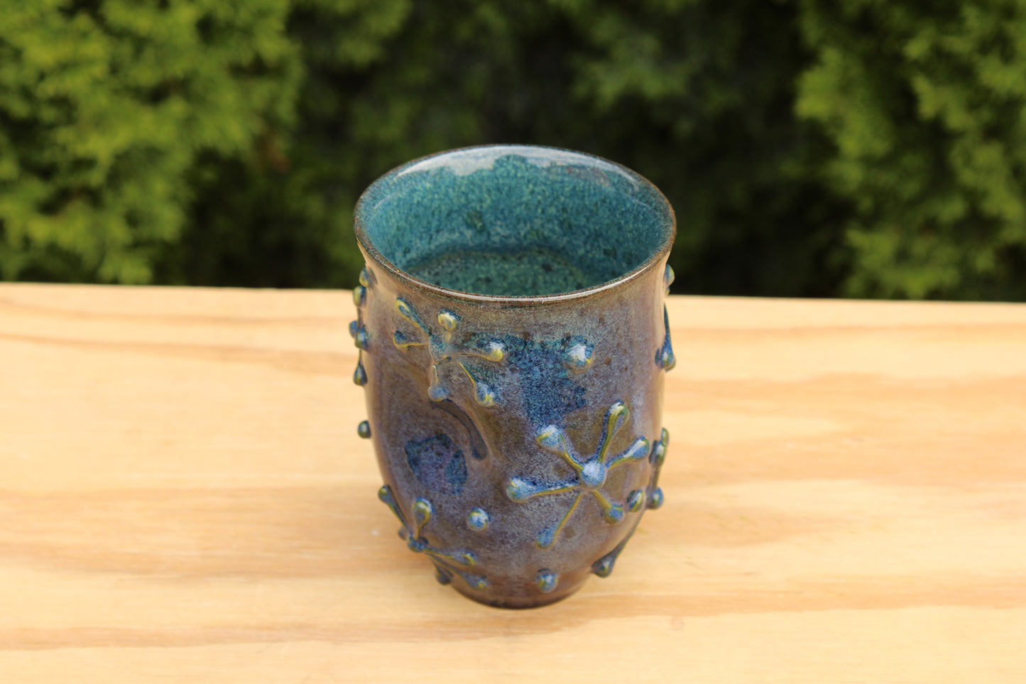 Thumb Cup 16