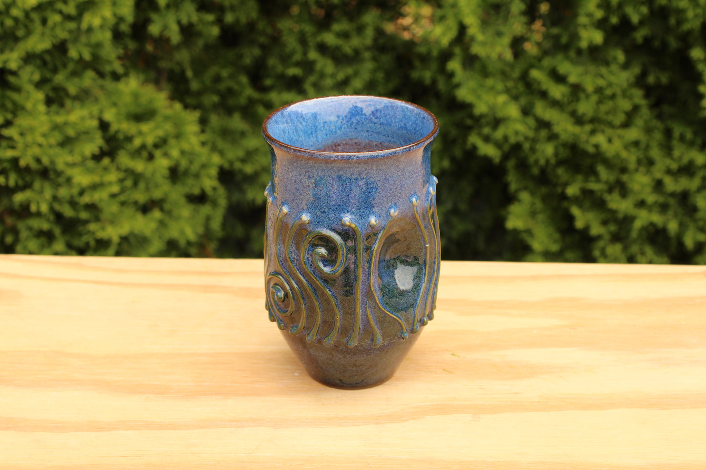 Thumb Cup 34