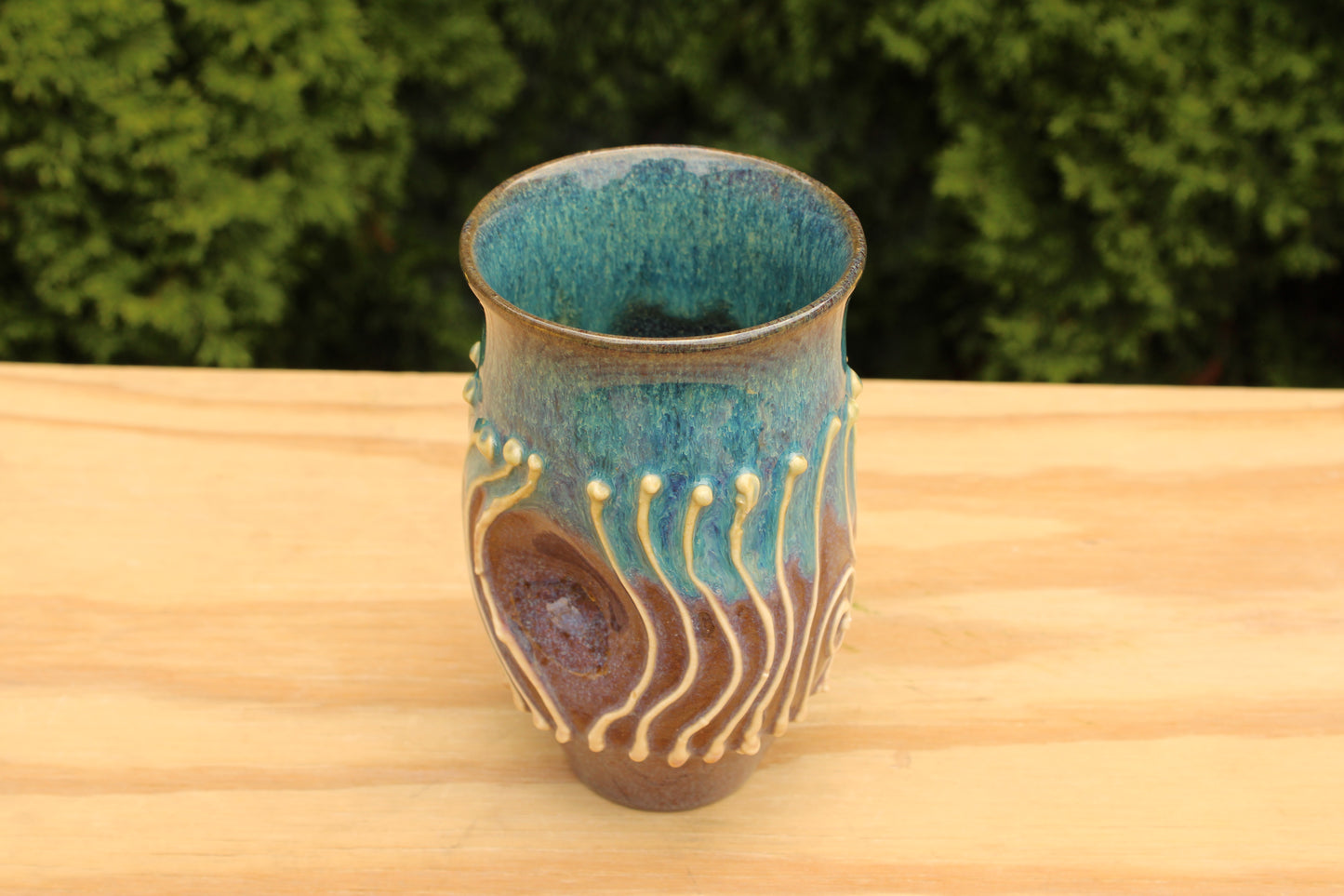 Thumb Cup 38