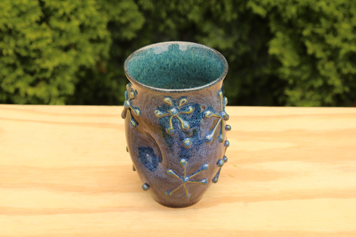 Thumb Cup 32