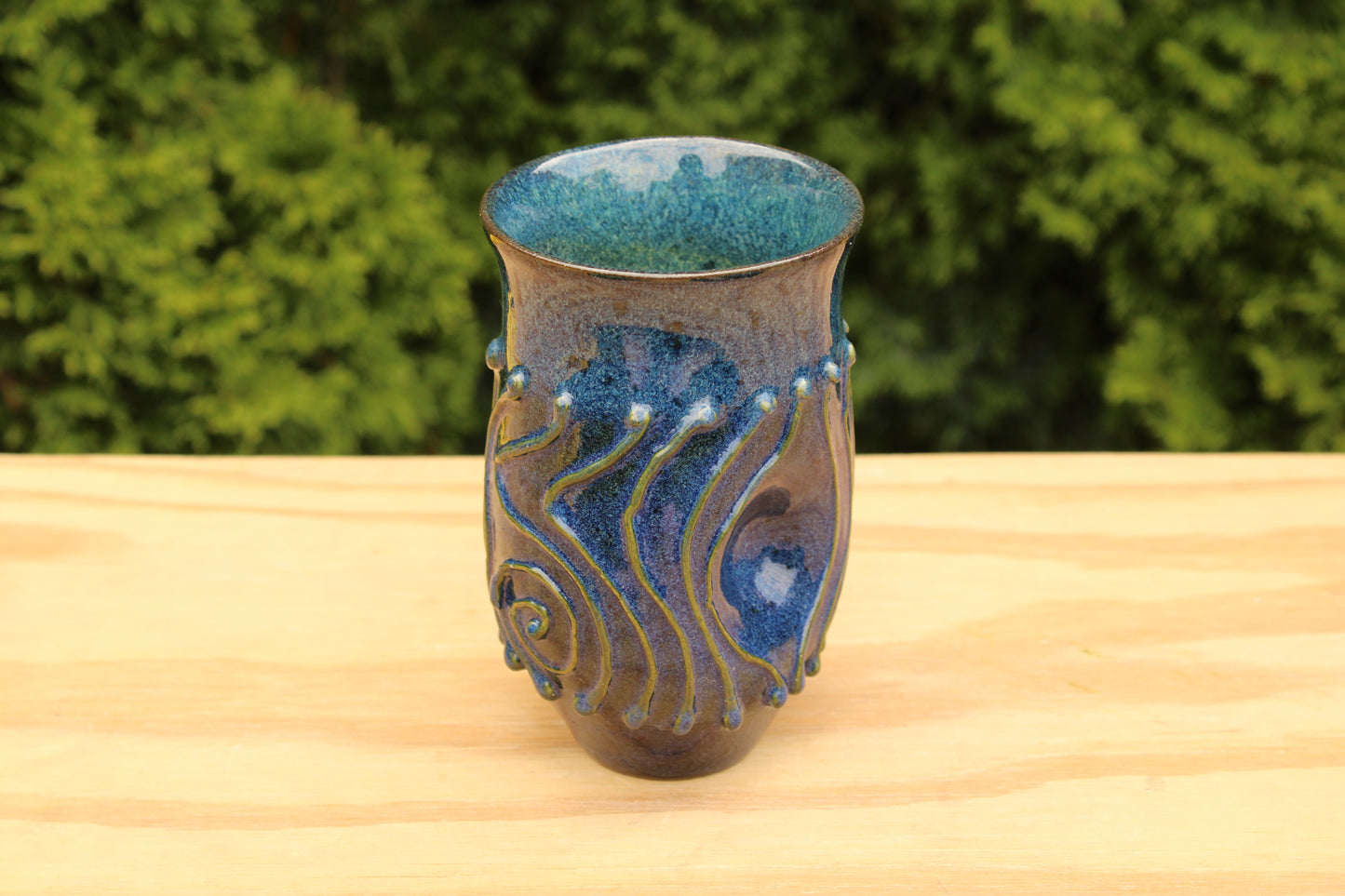Thumb Cup 22