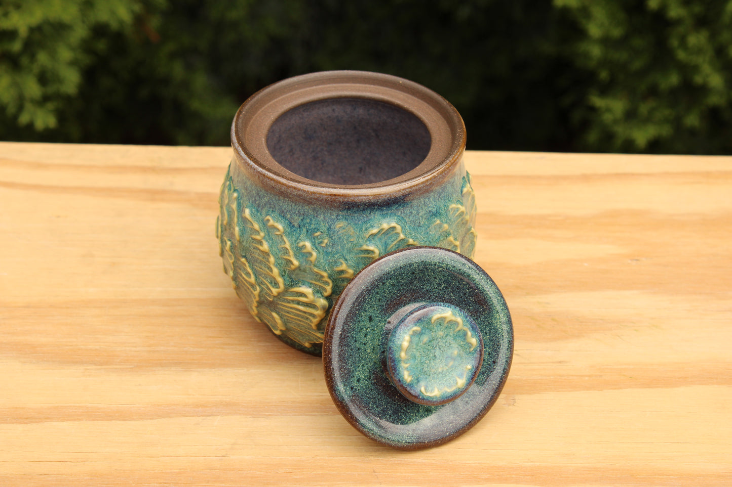 Porcelain Slip-Trailed Jar 12