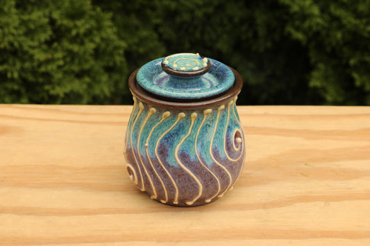 Porcelain Slip-Trailed Jar 18
